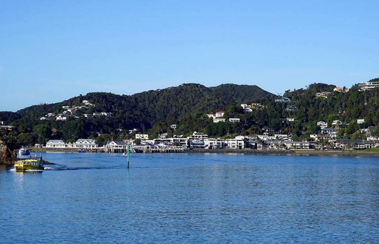 Paihia panorama, Bay of Islands cruise